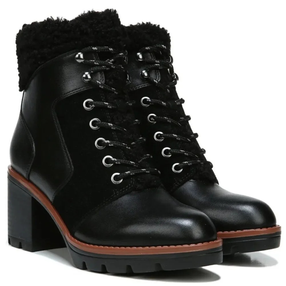 Naturalizer Val Waterproof Ankle Boot (WIDE) - Picture 1 of 13